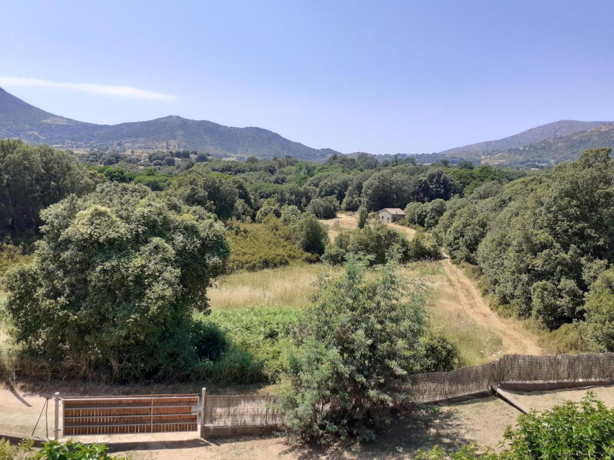 Charmante Maisonnette Situe Au Calme Proche D'ajaccio. Holiday home
